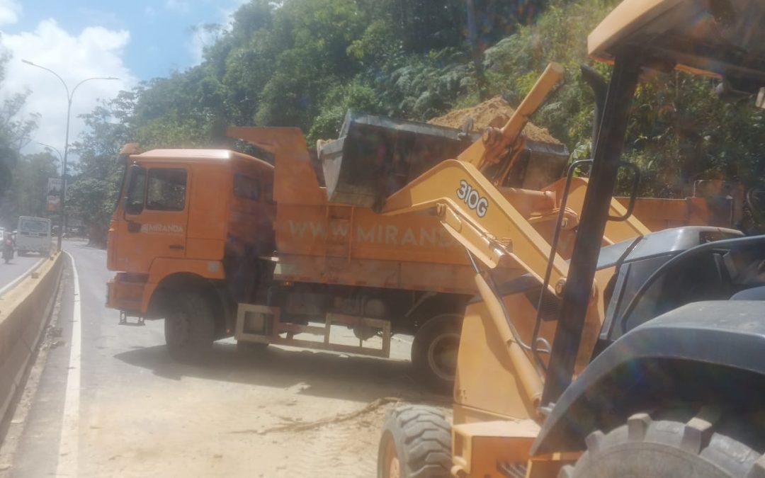 Remueven sedimento en kilómetros 11 y 12 de la Panamericana