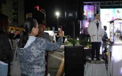 Los Teques iluminó su fe en la vigilia por San José Gregorio Hernández y Santa Carmen Rendiles