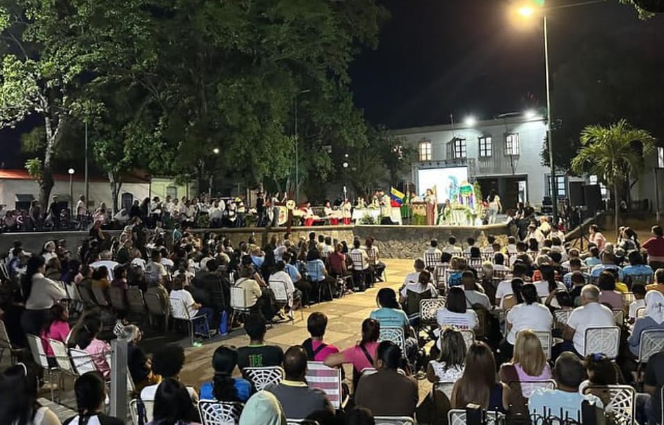 Guarenas se unió en oración para celebrar canonización de José Gregorio Hernández y Carmen Rendiles