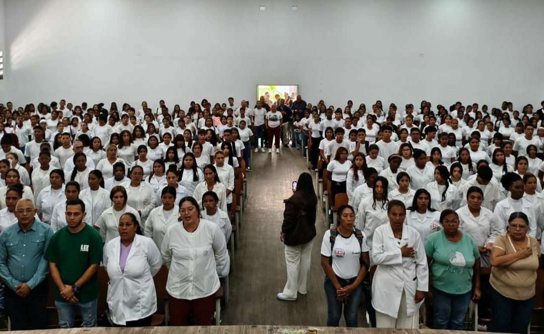 Más de 800 estudiantes inician formación médica en la UCS Hugo Chávez eje Valles del Tuy
