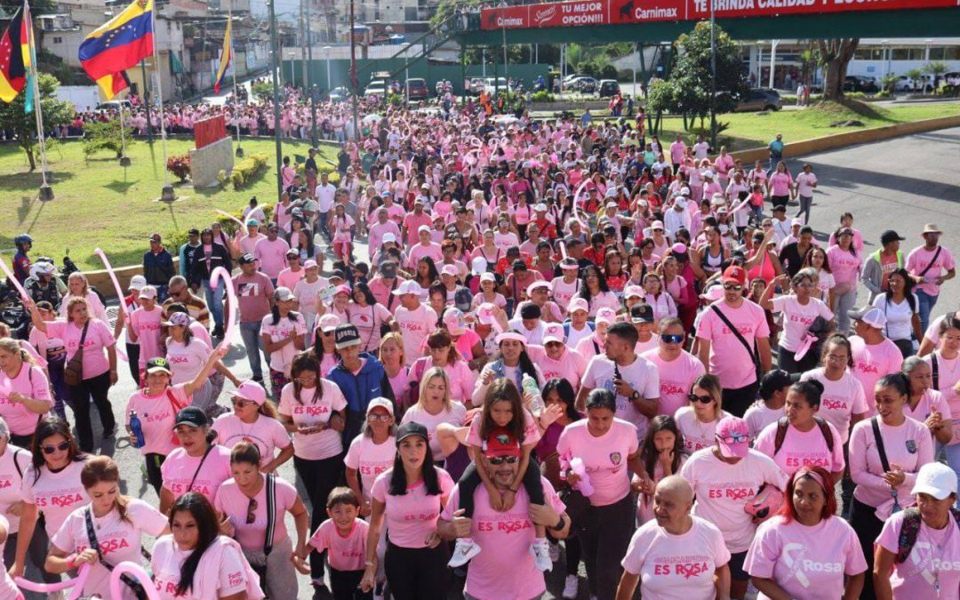 Los Teques se viste de rosa en caminata contra el cáncer de mama
