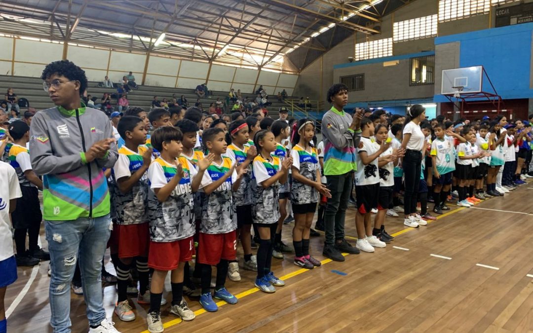 Tomás Lander y Guaicaipuro reinaron en fútbol sala de Juegos Comunales Miranda 2025