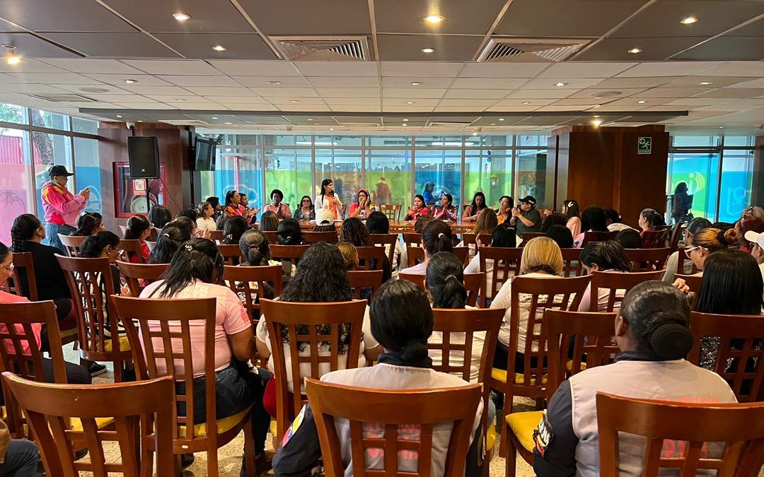 Miranda instala equipo promotor de la constituyente mujer