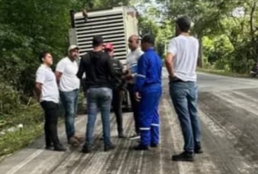 Rehabilitan con escarificación y asfaltado vías de la Local 8 y Troncal 9