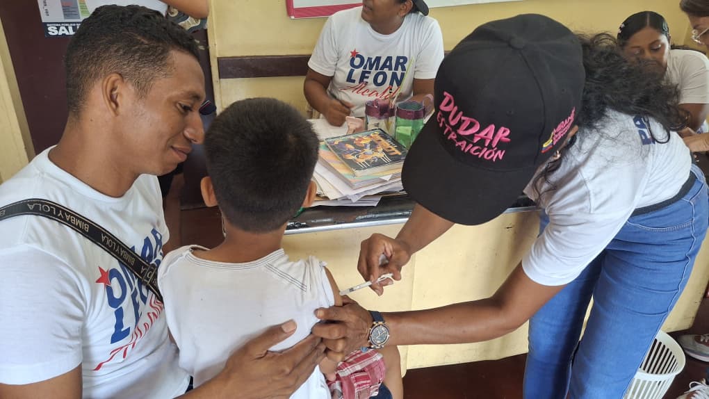 Vecinos de Santa Rita en Paz Castillo recibieron atención médica