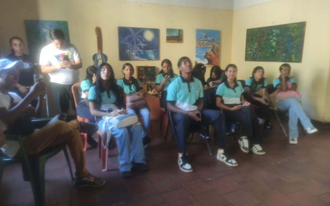 Expedición pedagógica acerca a estudiantes de turismo a los patrimonios culturales de Guarenas