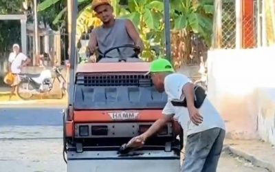 Reparan vías de Santa Lucía del Tuy previo a fiesta religiosa