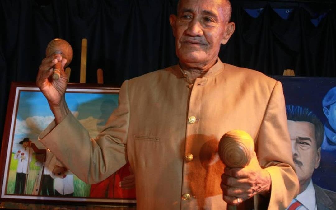 A los 86 años falleció el maestro Enemecio Sánchez, «El Gabán Tacateño»