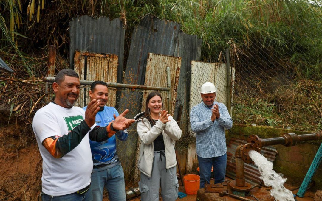 Familias de 14 urbanismos de Carrizal ya tienen agua potable