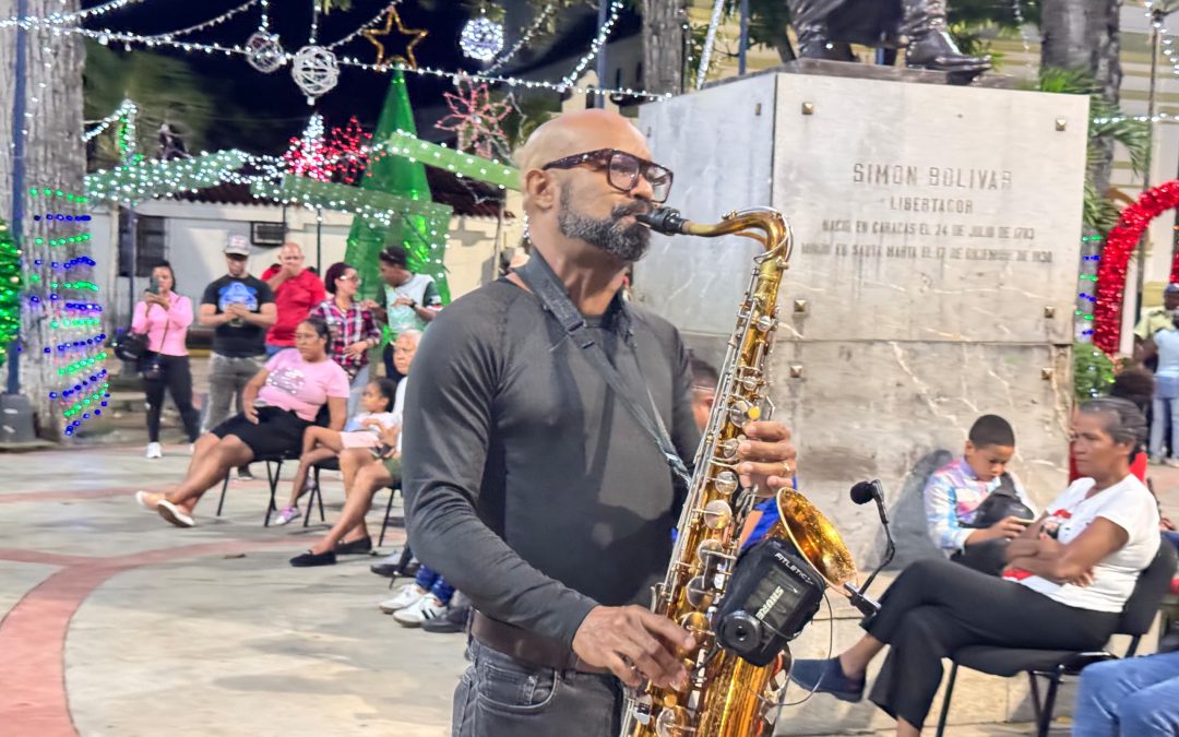 La Noche de Saxofón fascinó a los habitantes de Río Chico