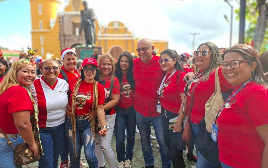 Gastronomía y tradición brillaron en encuentro escolar navideño en Yare