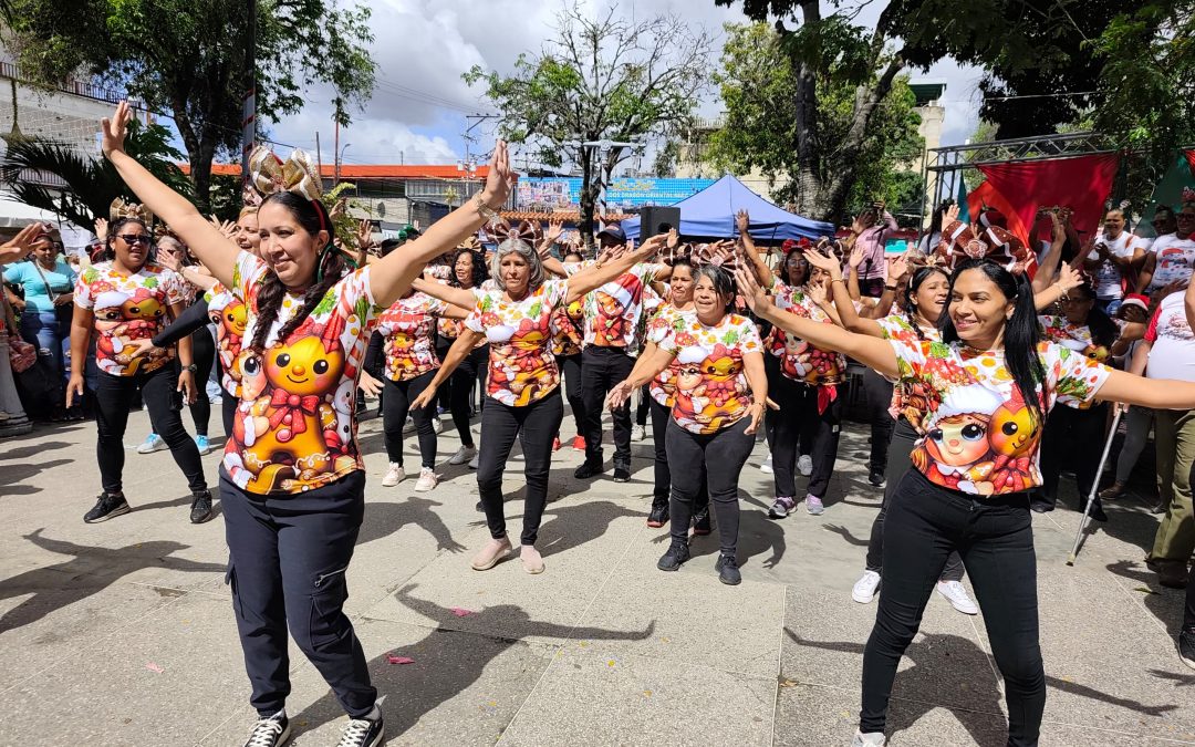 46 escuelas se unen en feria navideña cultural y culinaria de Santa Teresa del Tuy