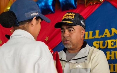 Bomberos de Miranda ascienden y  gradúan a la promoción juvenil «Mayor Frank González Itriago»
