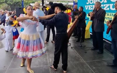 Joroperos mirandinos reciben réplica de Certificado Unesco en el Panteón Nacional