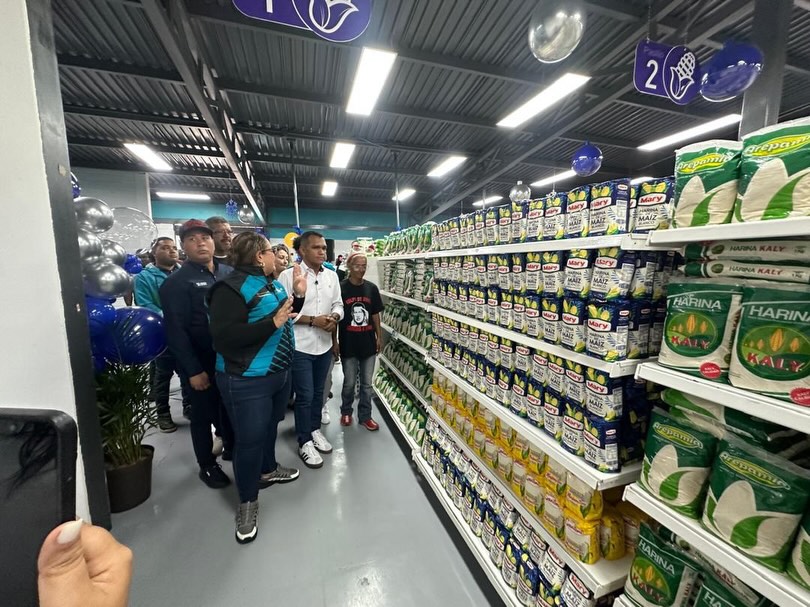 Miranda: 3.800 familias de Guarenas son atendidas con jornadas de supervisión y distribución en Pdval