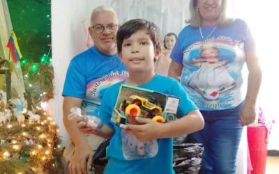 Niños de Núcleos de Saberes reciben regalos en Los Teques