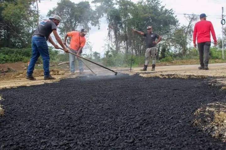 Asfaltan tramo de la Ocumare-Charallave tras obras hídricas