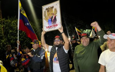 Fuerzas revolucionarias de Urdaneta se movilizaron en apoyo al presidente Nicolás Maduro y a Cilia Flores