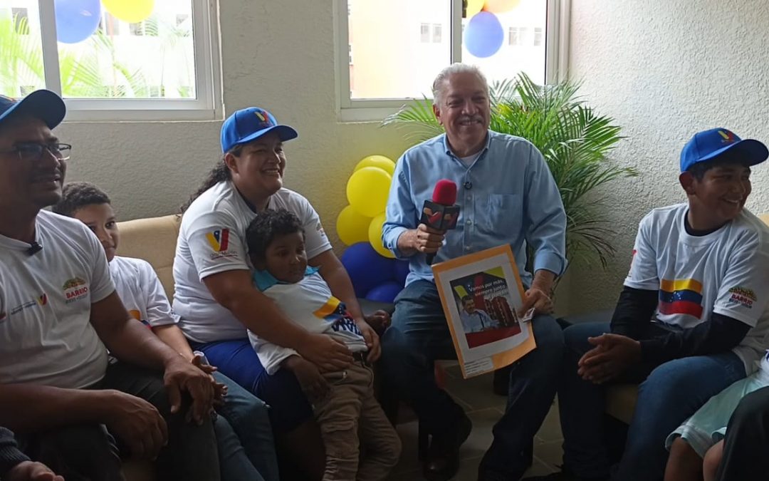 Gobernador Elio Serrano entregó 20 viviendas en Urbanismo Mirador de Caiza