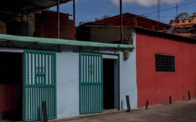 Restauradas 14 fachadas en Comuna Brisas de Oriente de Carrizal