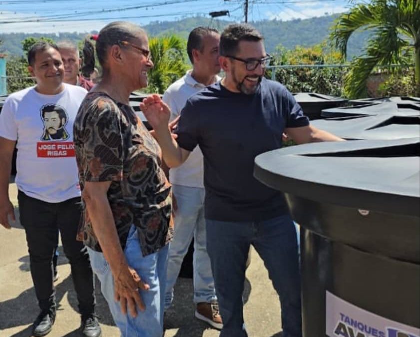 80 tanques de agua arriban a comunidad Vista Alegre de El Latón