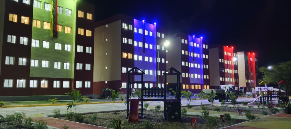 Culminan construcción de edificios en Urbanismo El Chorrito