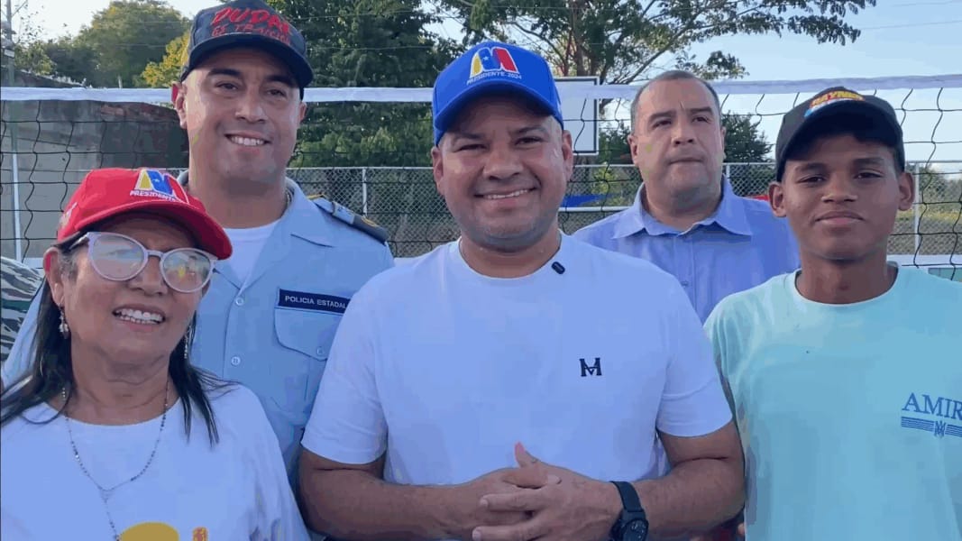 Juventud de Independencia recupera cancha en la Comuna Sueños del Comandante Hugo Chávez tras consulta popular