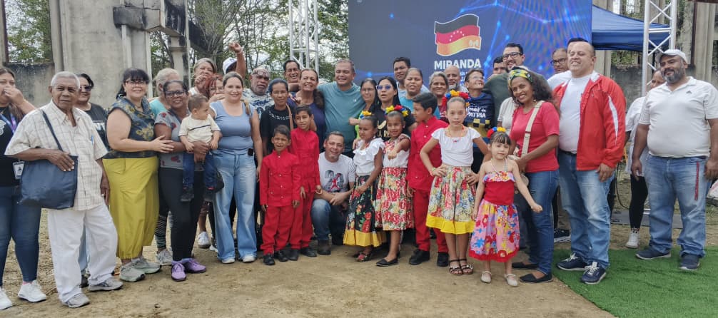 Miranda se digitaliza con Vitrina del Plan Comuna Digital en Comuna Ña Plácida