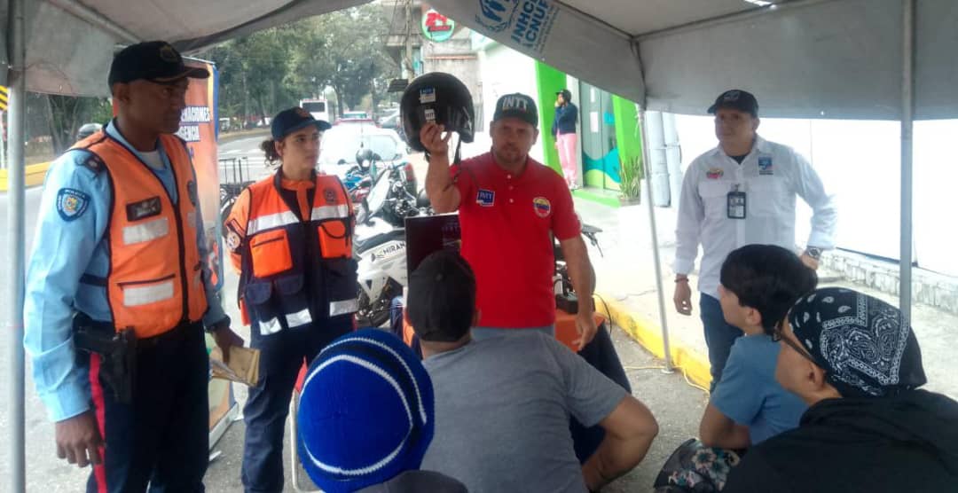 Concientizan a conductores con aulas viales en sector El Tambor