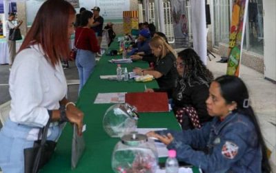 Alcaldesa Mujica impulsa plan de empleo con apoyo del sector privado