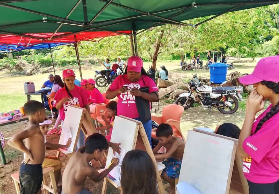 Acevedo rompe récord de visitantes en Carnavales por la Paz 2026