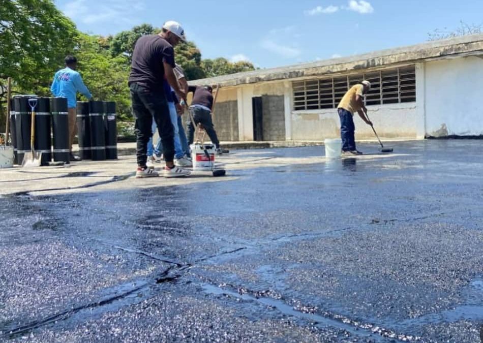 Impermeabilizan techado de Universidad Simón Bolívar núcleo Ocumare del Tuy