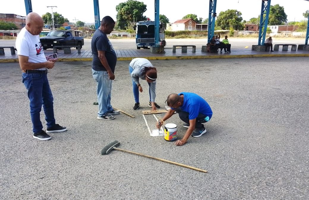Inician demarcación vial en terminal de Cartanal