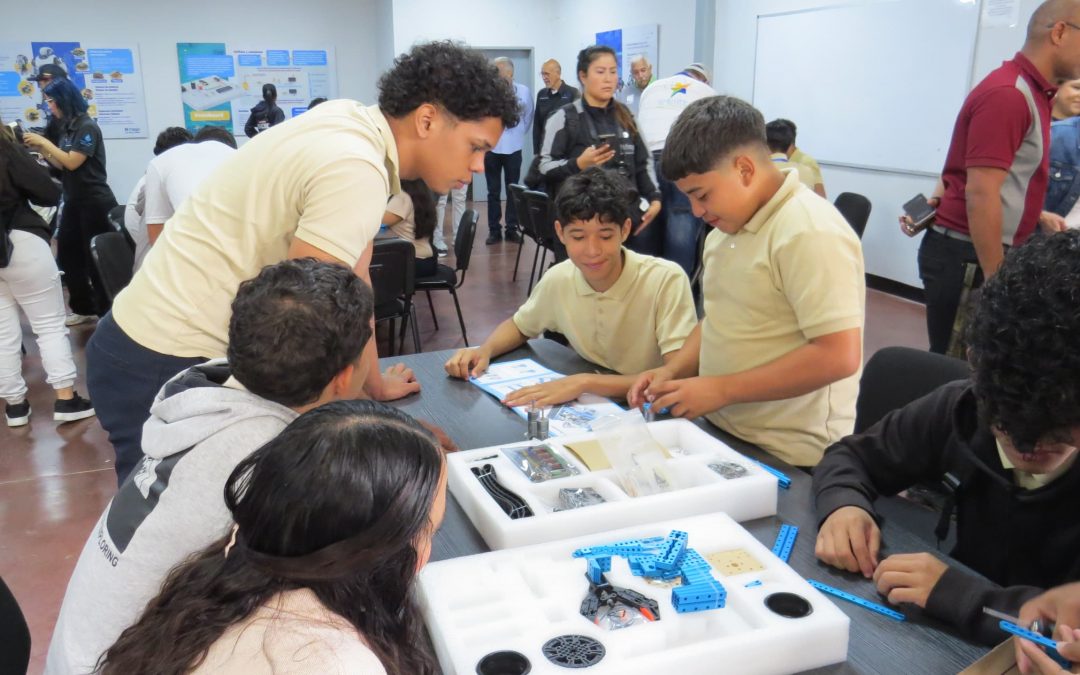 Inicia en Miranda  «Agenda Pequeños Ingenieros» con la entrega de 2.000 kits de electrónica