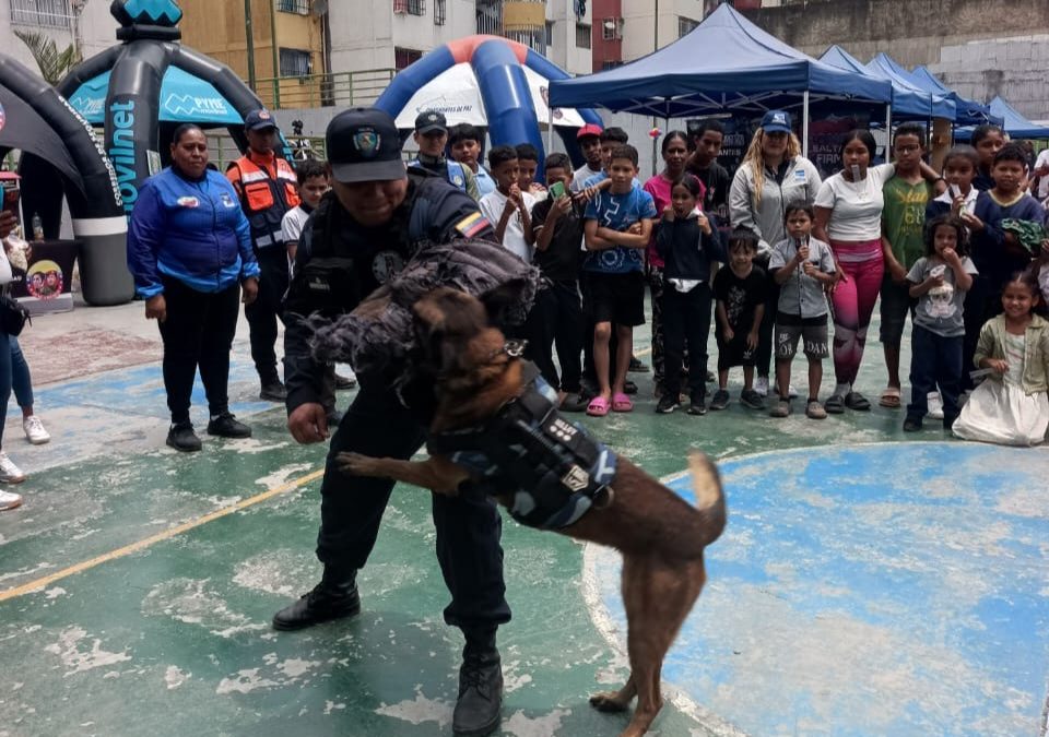 ‎Policía de Miranda realiza jornadas de atención social en Charallave y Petare