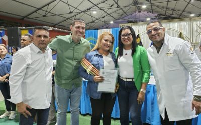 Cristóbal Rojas reconoció la labor de médicos y educadores del municipio