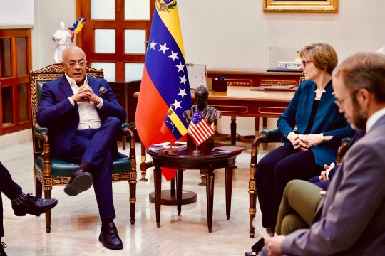 Avanza diálogo diplomático entre Venezuela y EE.UU. en la Asamblea Nacional