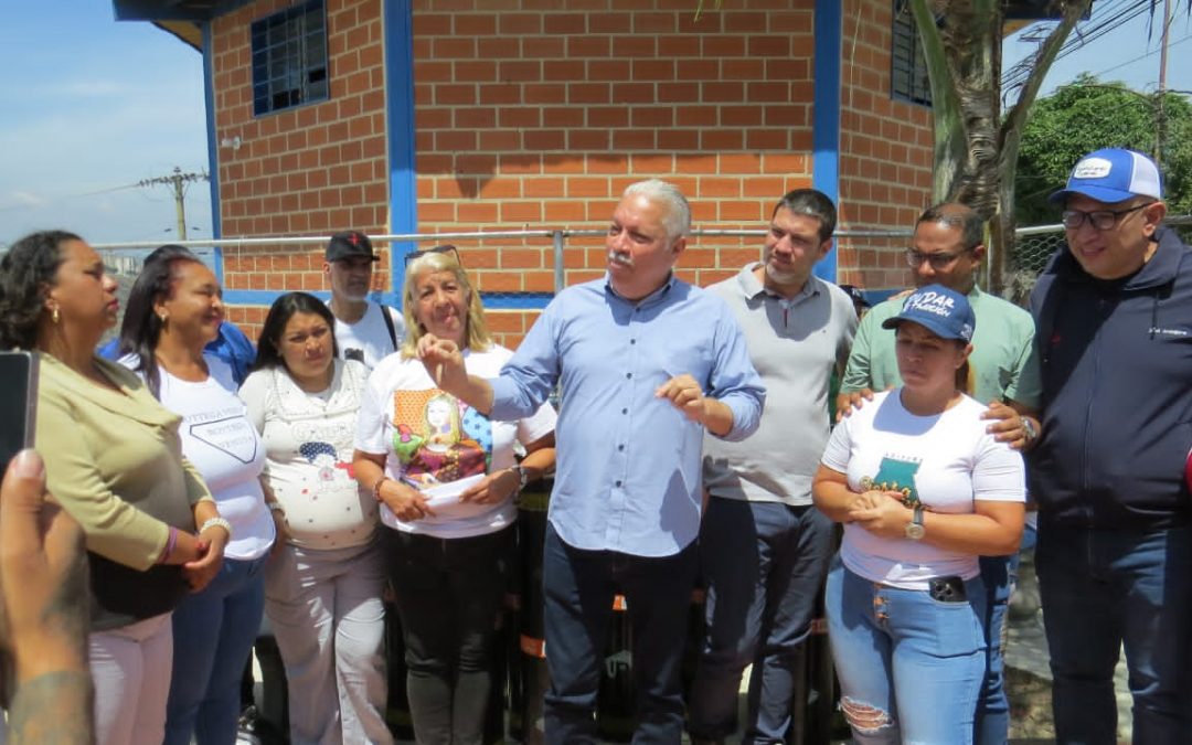 Gobierno bolivariano y poder popular consolidan mapa de soluciones en la Comuna Simón Rodríguez de Petare