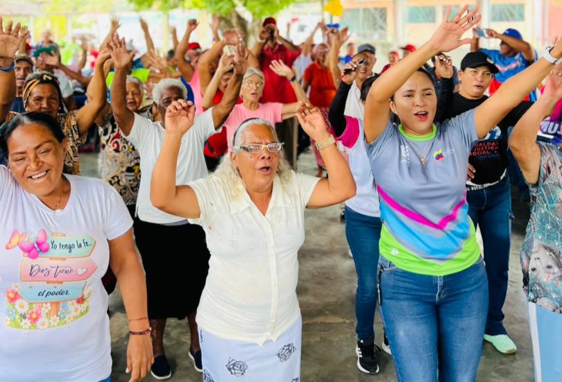 Independencia recibe a abuelos de la Patria en gran jornada deportiva