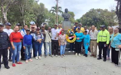 Paz Castillo rindió honores a Miranda en su natalicio