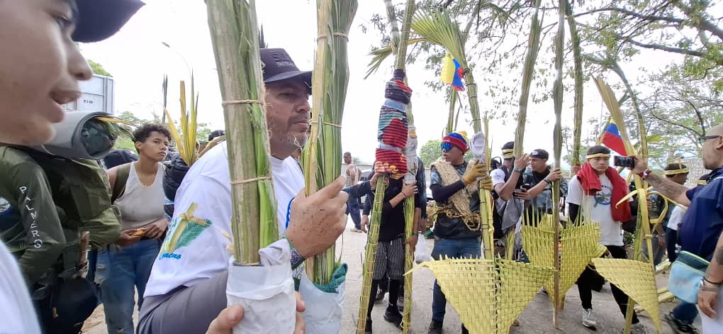 Santos Inocentes de Caucagua celebran 40 años de encuentro fraternal con los Palmeros de Chacao