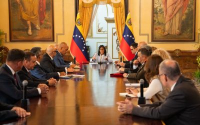 Presidenta (E) Delcy Rodríguez juramenta al nuevo Alto Mando Militar y Gabinete Ejecutivo