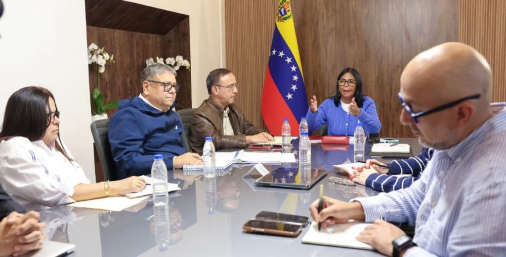 Instruyen plan nacional de ahorro energético ante sequía de 45 días