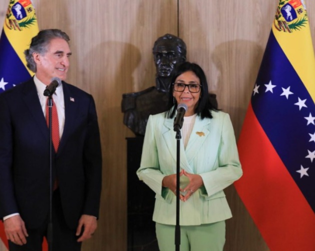 Venezuela alcanza acuerdos energéticos y mineros para su desarrollo económico