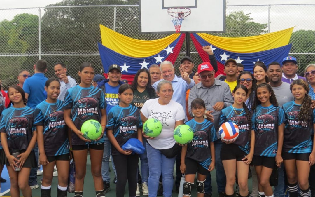 Entregan par de obras deportivas aprobadas en Consulta Popular Juvenil en Yare