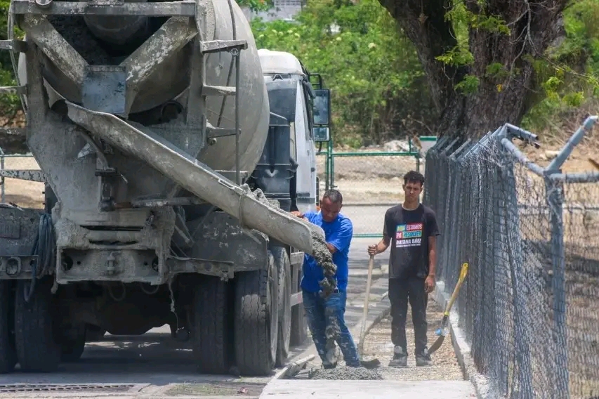 Construyen más de 400 metros de aceras en Ocumare del Tuy