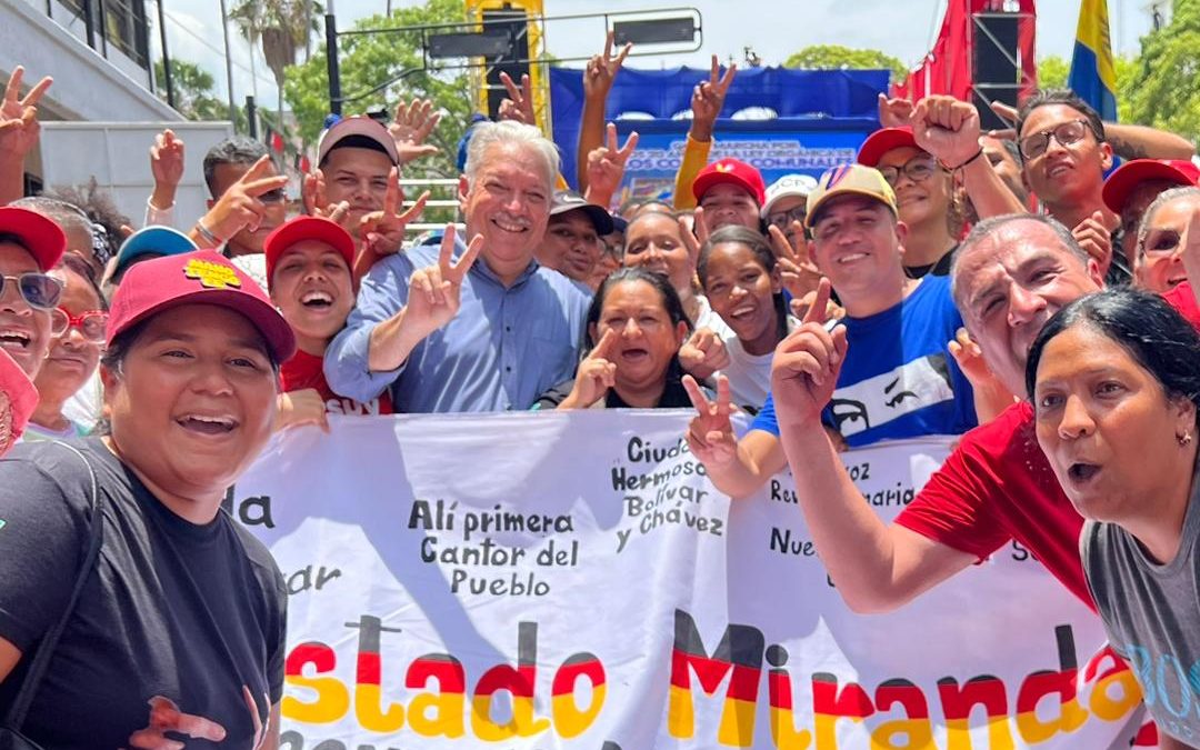 TransMiranda marcha para celebrar 20 años de la Ley de Consejos Comunales