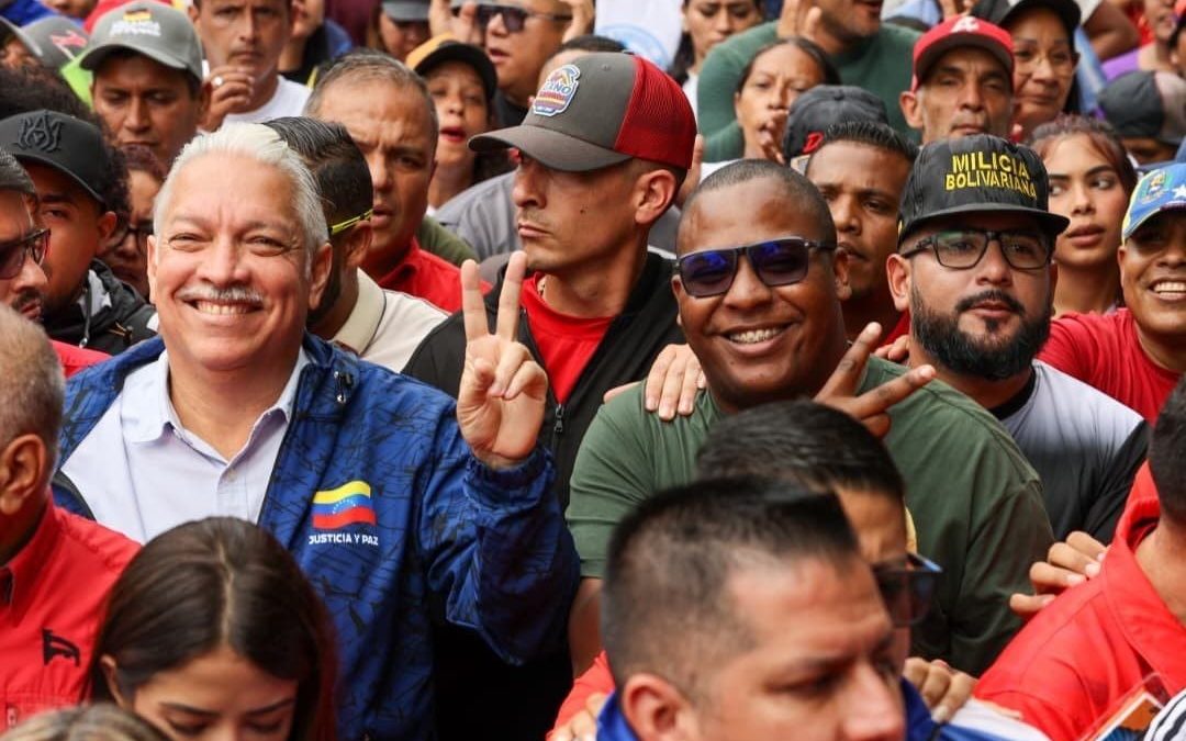 A 24 años del rescate de Chávez:  Delcy Rodríguez convoca a la unidad nacional