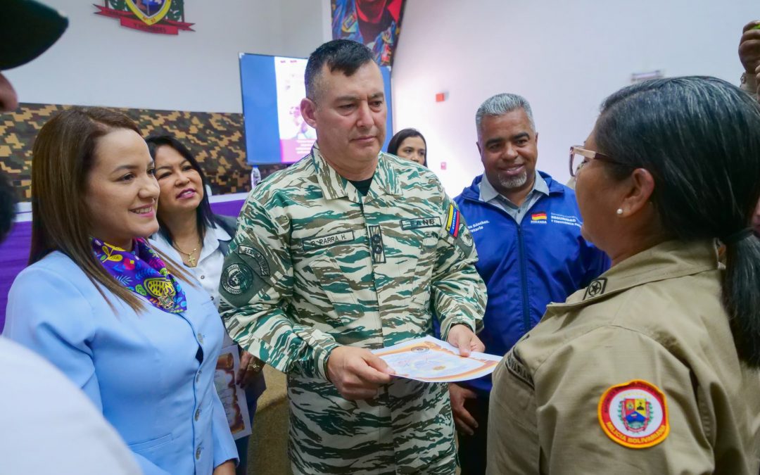 Milicianas mirandinas fueron reconocidas por su labor en la defensa nacional