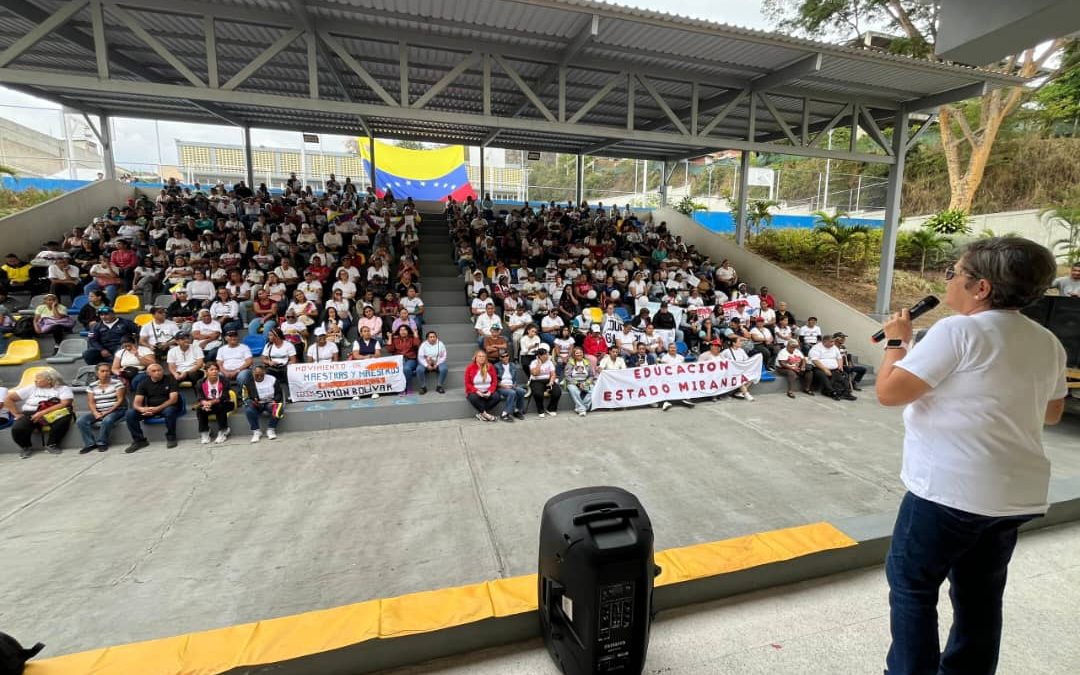 Magisterio mirandino marcha en Petare contra las sanciones y por la soberanía